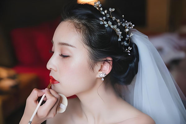 大连婚纱摄影|大连LC彩妆